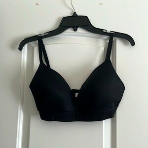 Pink Wear Everywhere Wireless 34D lightly lined bra, black